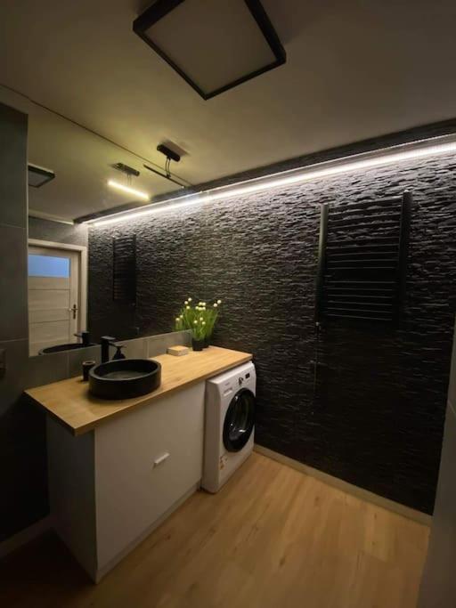 Uroczy Apartament Blisko Zalewu-Люблин Экстерьер фото
